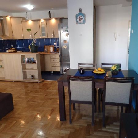 נובי סאד Apartment Erika 2 מראה חיצוני תמונה