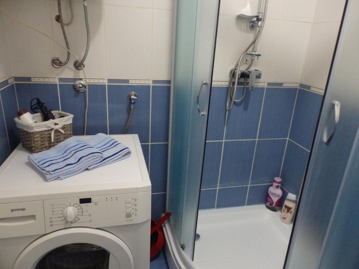 נובי סאד Apartment Erika 2 מראה חיצוני תמונה